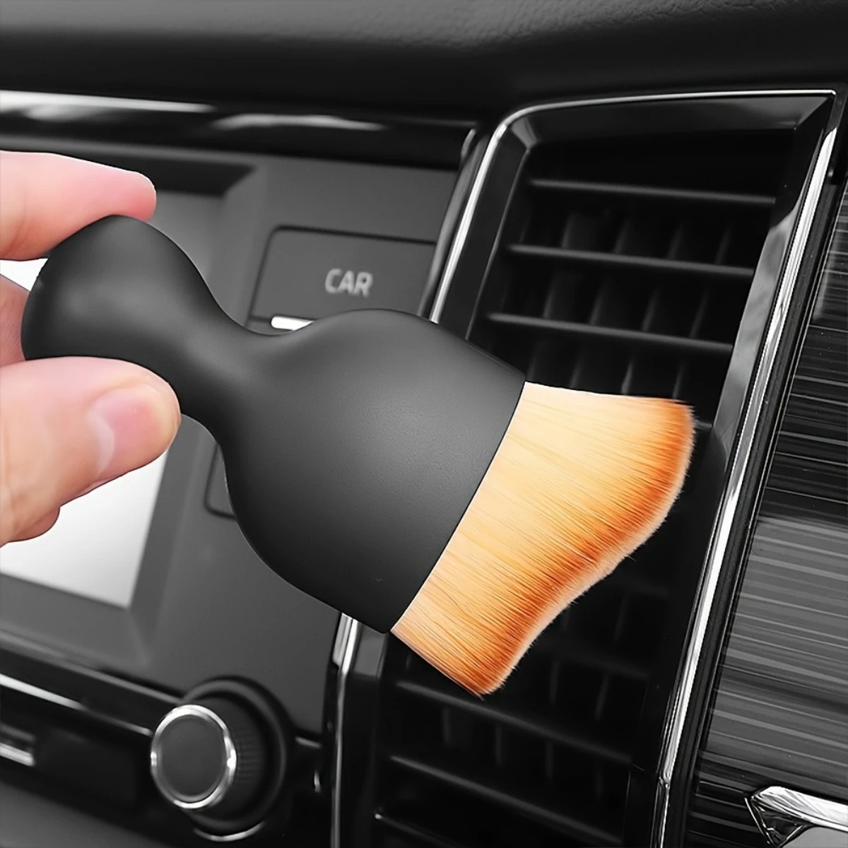 طقم فرش تنظيف السيارات من 1-15 - مراجعة Dirt Brush Interior وسعره